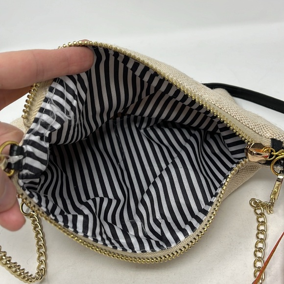 STEVE MADDEN CROSSBODY BUNDLE CAMEL COLOR HARD SHELL WITH BONUS POUCH BAG - Picture 14 of 16